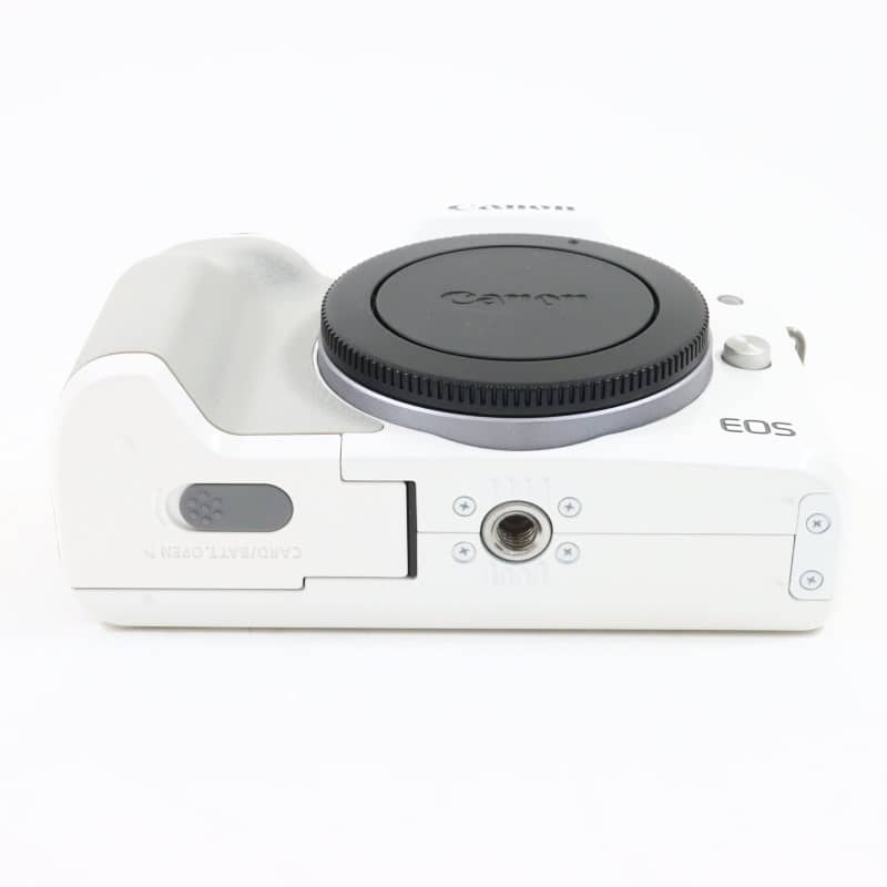 EOS Kiss M ボディー ホワイト