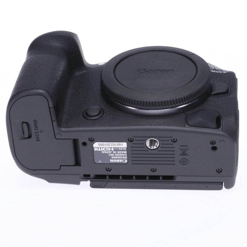 EOS R5 Mark II ボディー