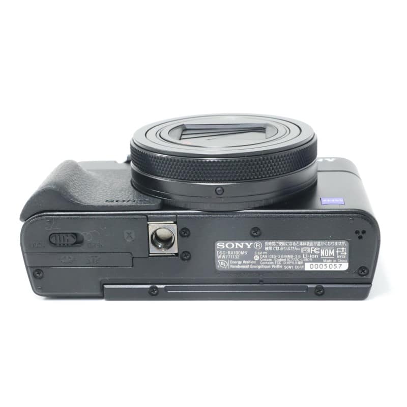 Cyber-shot RX100VI DSC-RX100M6
