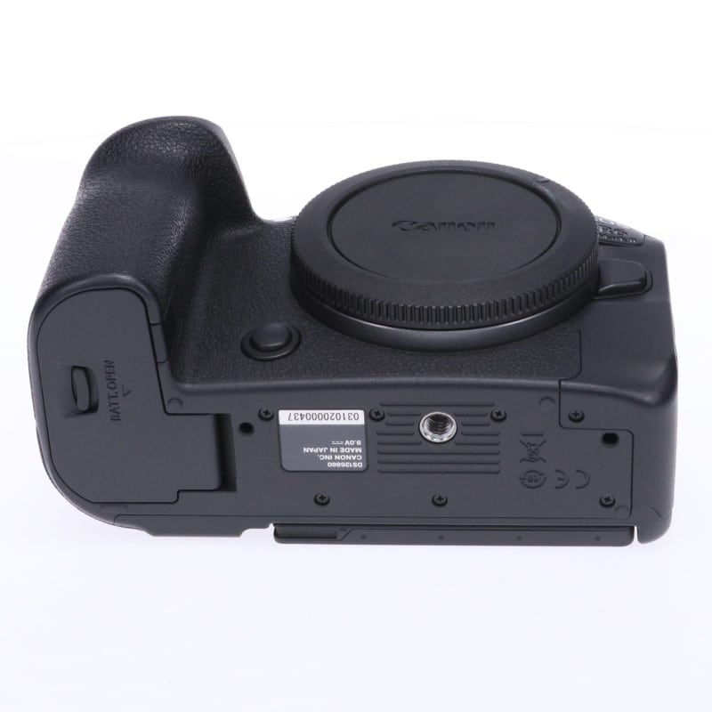 EOS R6 Mark II ボディー