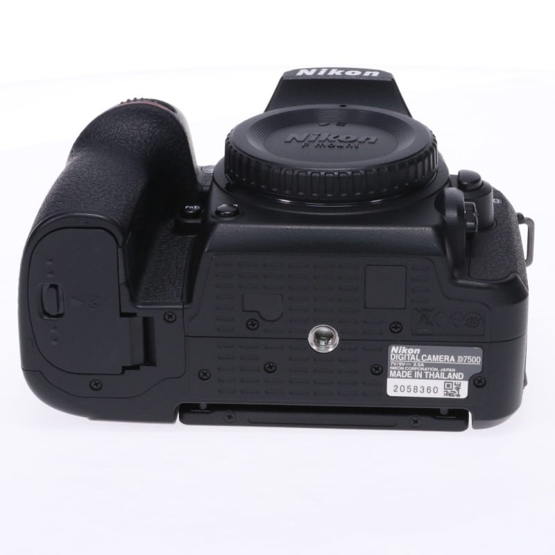 D7500 ボディ