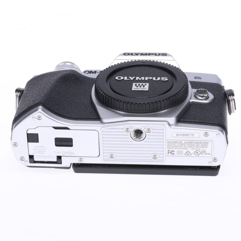 OM-D E-M10 Mark III ボディー シルバー