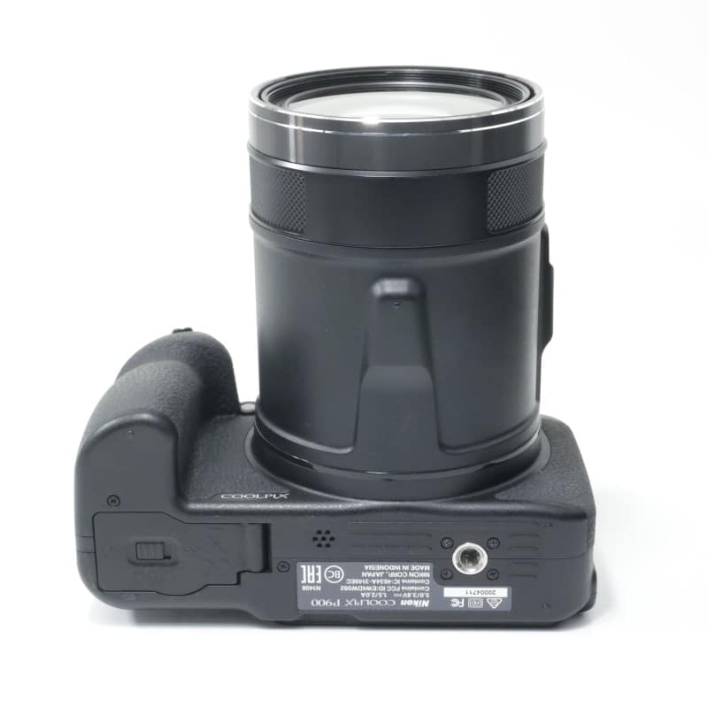 COOLPIX P900