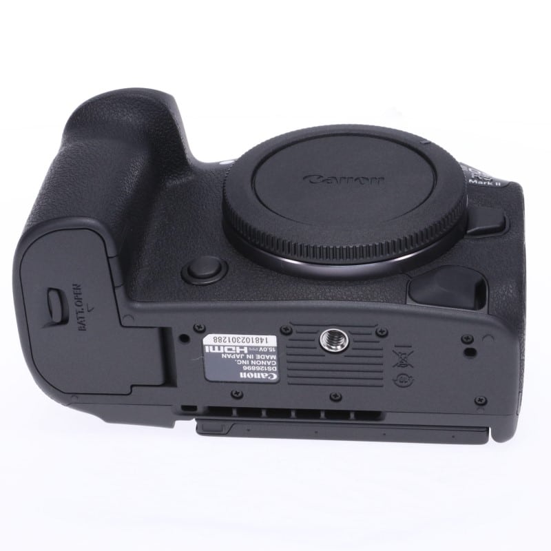 EOS R5 Mark II ボディー