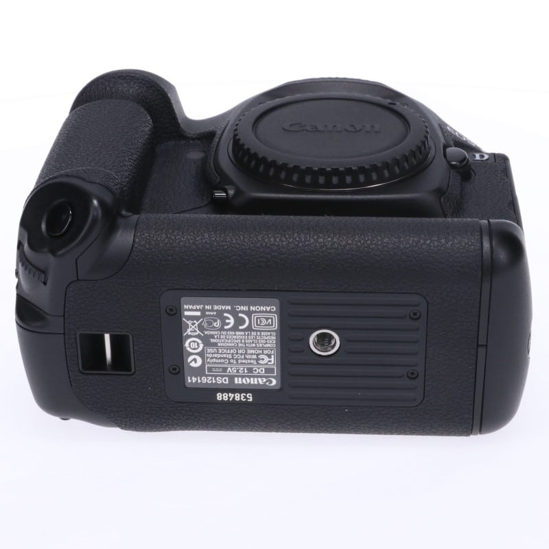 EOS-1D Mark III