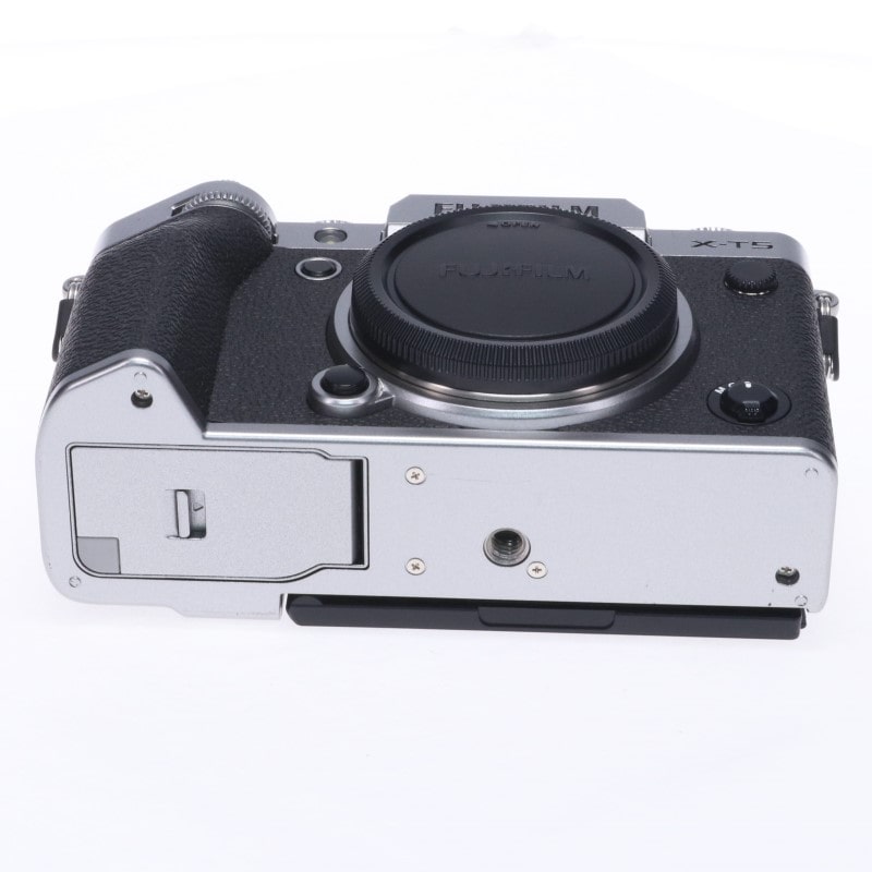 富士フイルム X-T5 シルバー 中古 C2120121942954｜フジヤカメラ
