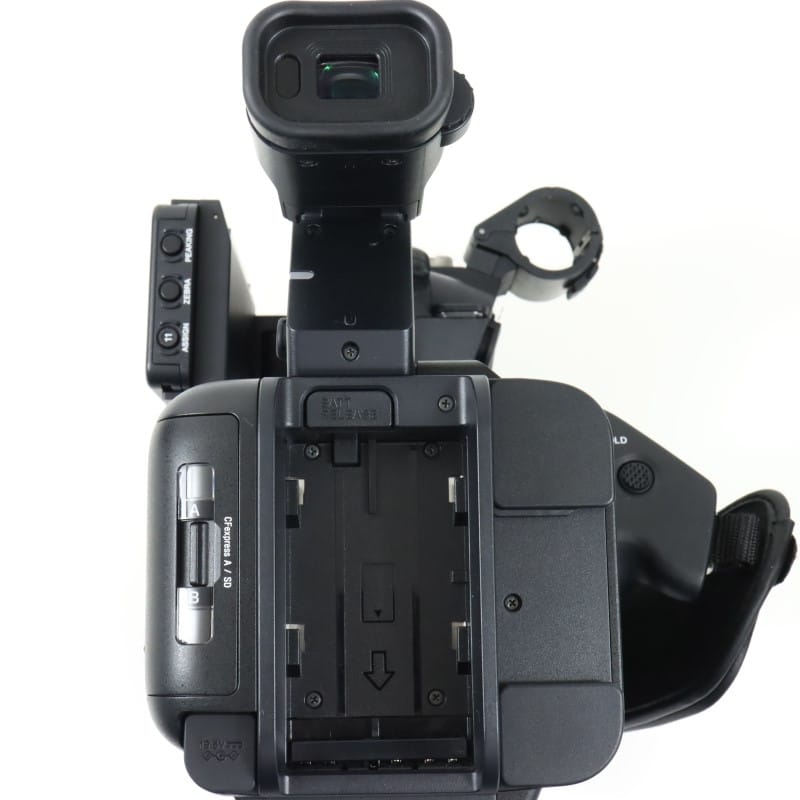 HXR-NX800