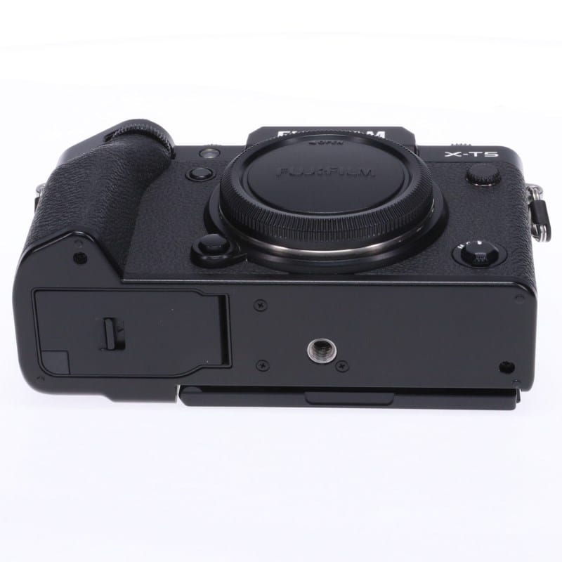 中古　FUJIFILM X T5ボディ 富士フイルム FUJIFILM X-T5 ボディ ブラック ABランク 中古｜フジヤカメラ