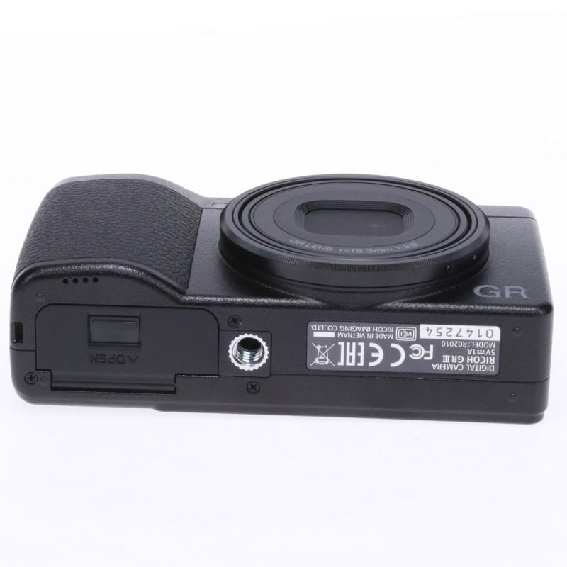 RICOH RICOH GR III HDF AB-ランク 中古｜フジヤカメラ