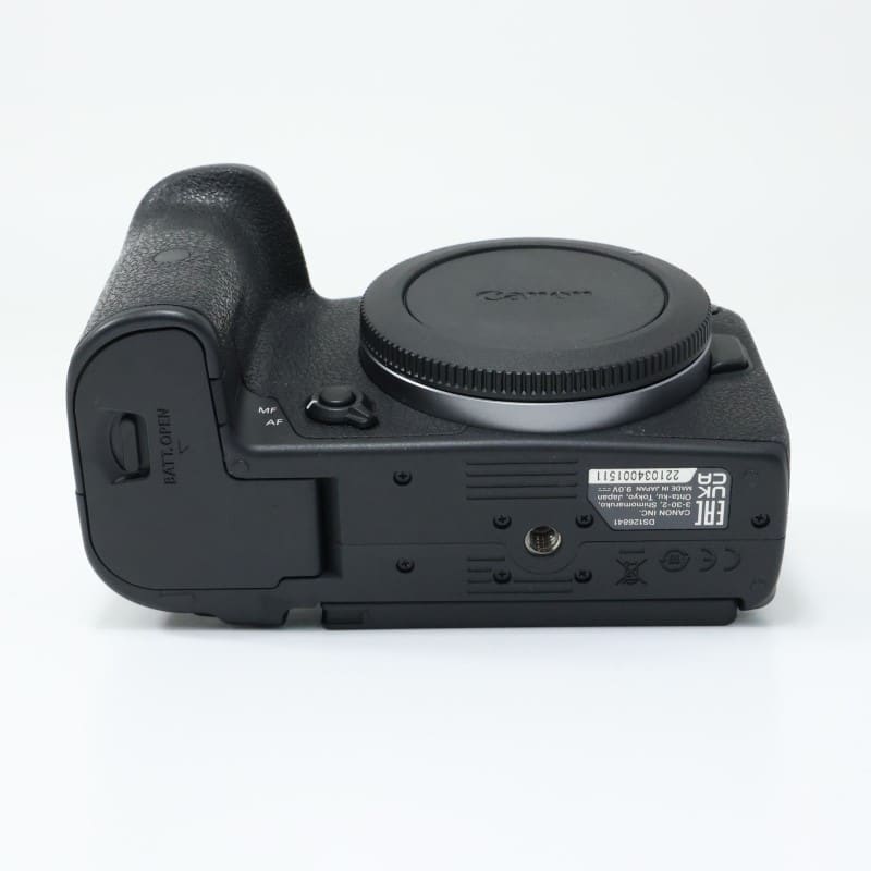 EOS R7 ボディー