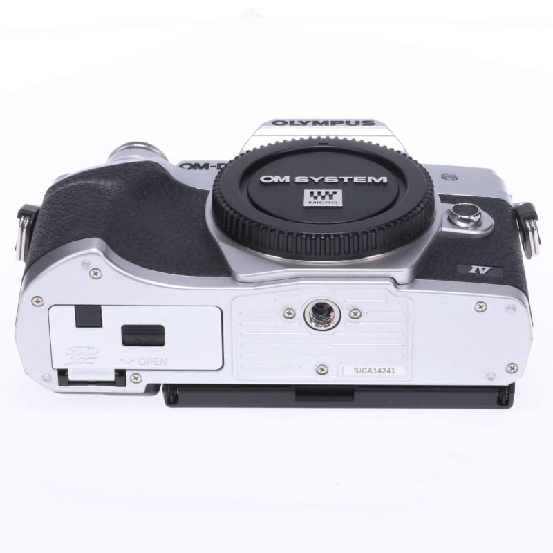 OM-D E-M10 Mark IV ボディー シルバー