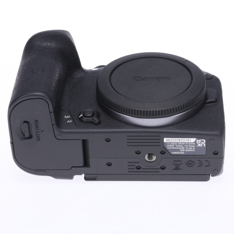 EOS R7 ボディー