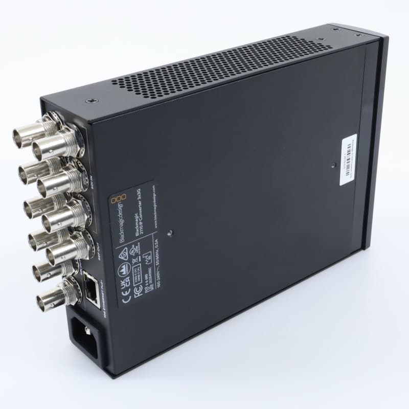 Blackmagic Design CONVNVIPA3/3G [Blackmagic 2110 IP Converter 3x3G