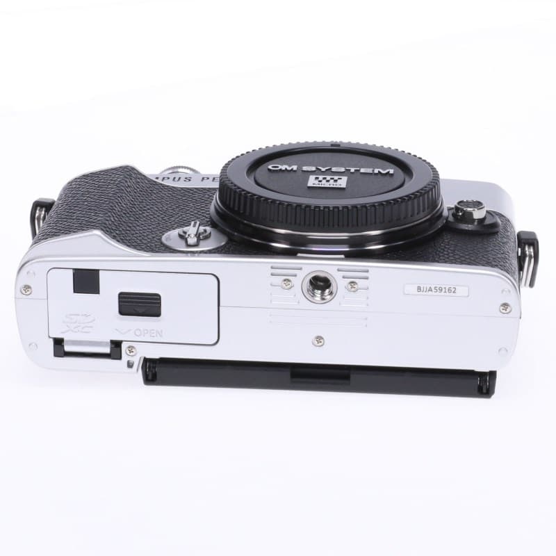 OLYMPUS／OM SYSTEM PEN E-P7 ボディー シルバー Aランク 中古｜フジヤ
