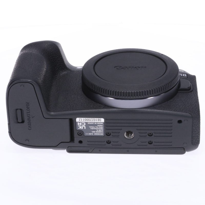 EOS R8 ボディー
