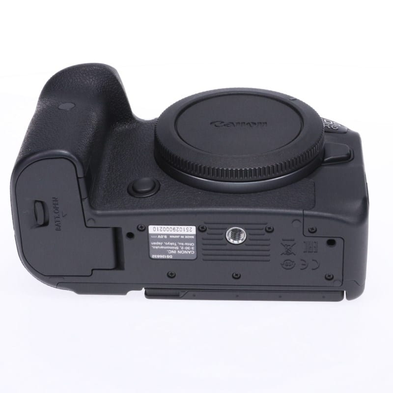 EOS R6 ボディー