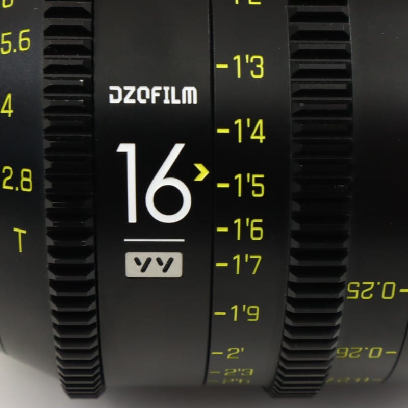 DZO-V01628PL [Vespid FF 16mm T2.8 PLマウント]