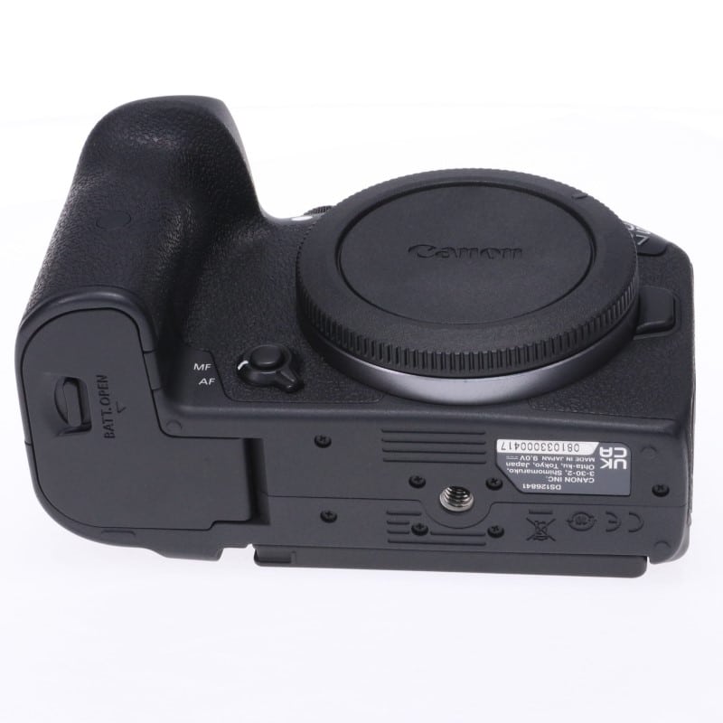 EOS R7 ボディー