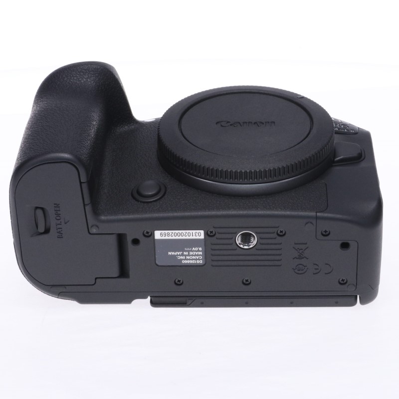 EOS R6 Mark II ボディー