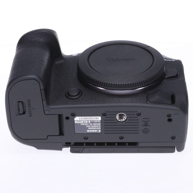 EOS R5 Mark II ボディー