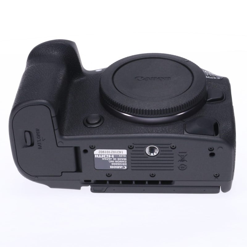 EOS R5 Mark II ボディー