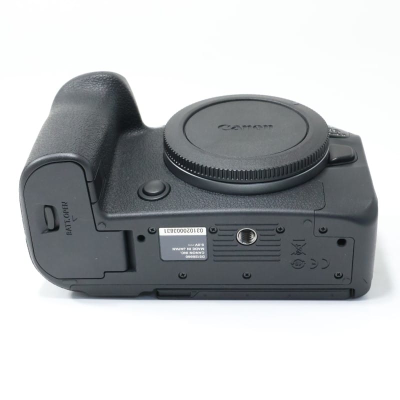 EOS R6 Mark II ボディー