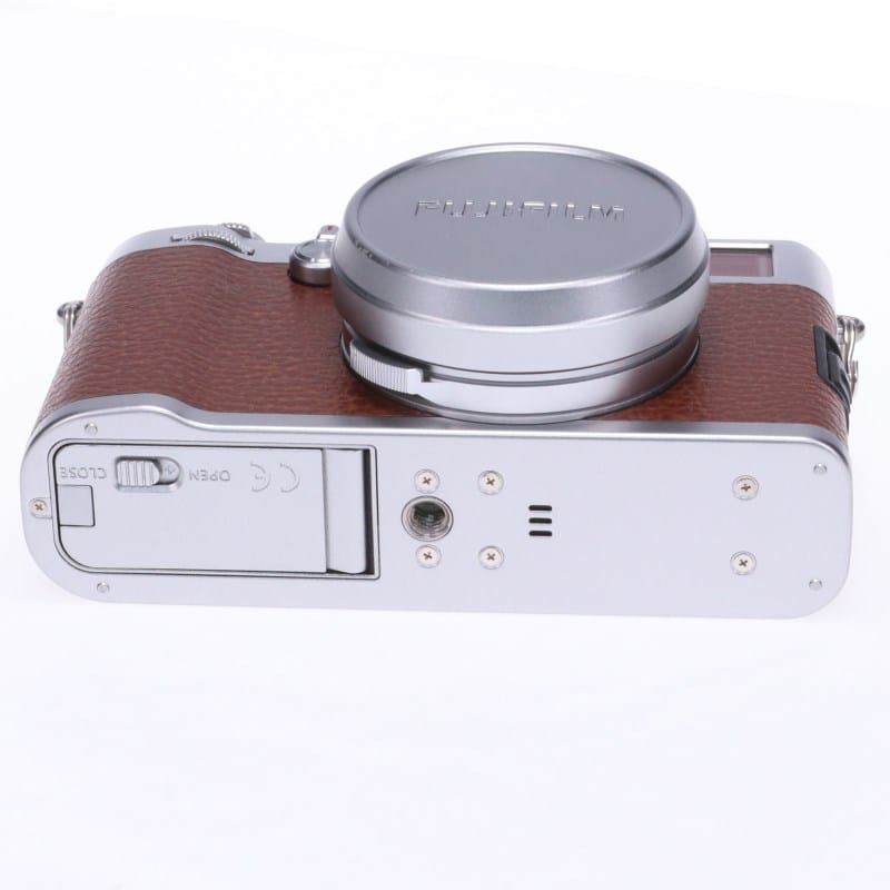 富士フイルム FUJIFILM X100F ブラウン AB-ランク 中古｜フジヤカメラ