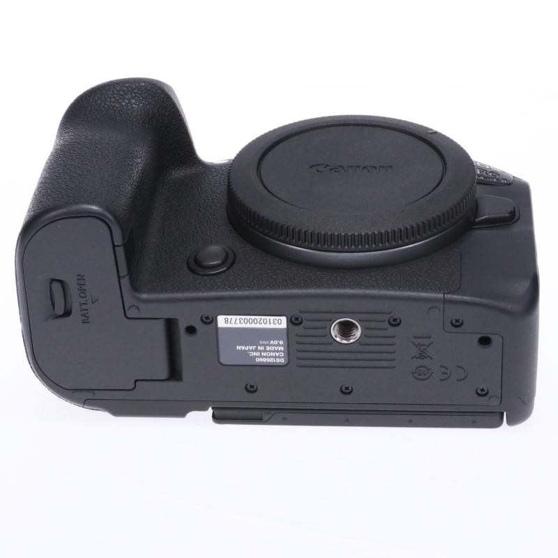 EOS R6 Mark II ボディー