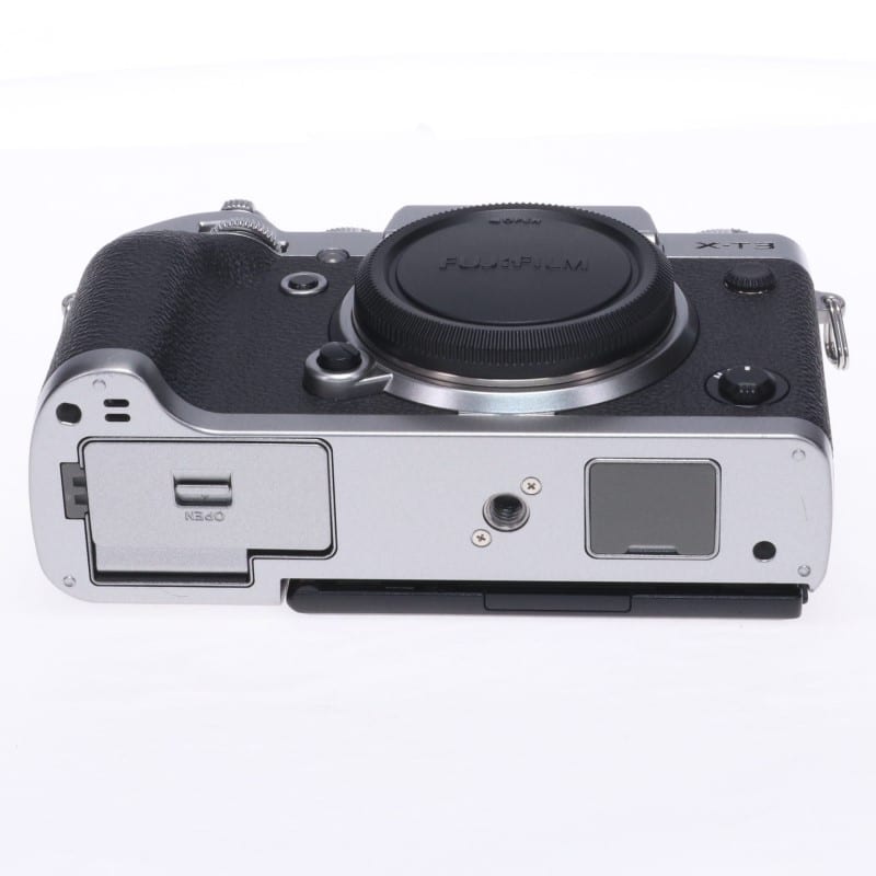 富士フイルム X-T3 シルバー 中古 C2120132576315|中古通販 富士フイルム X-T3 シルバー 中古 C2120132576315|中古通販