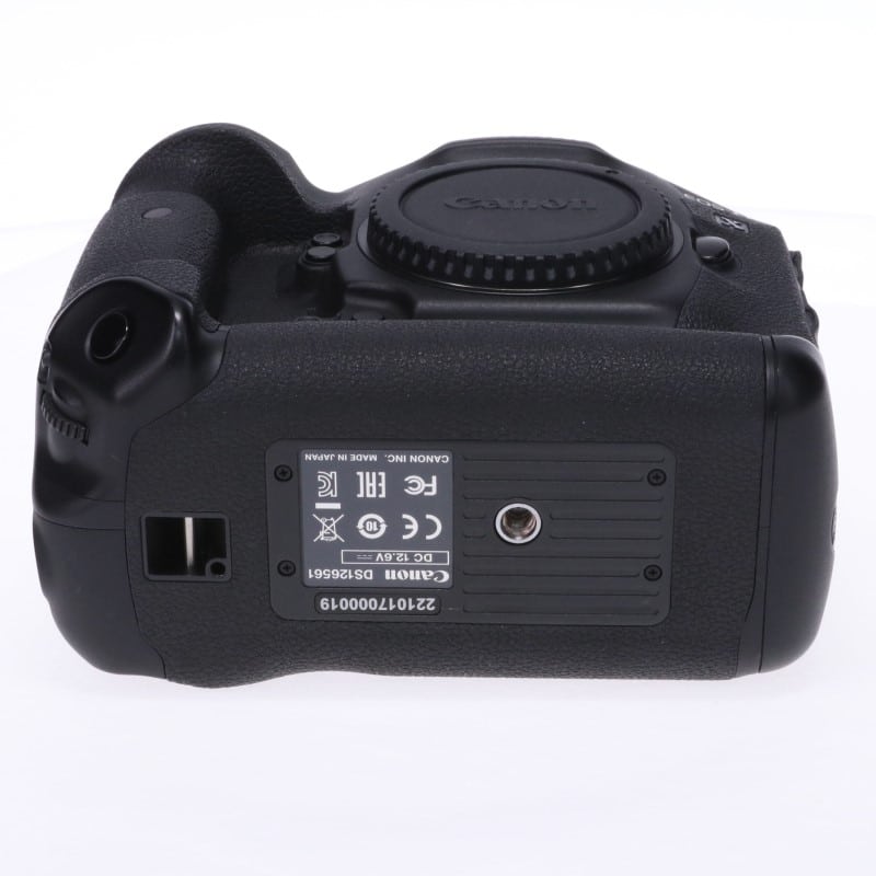 EOS-1D X Mark II ボディー