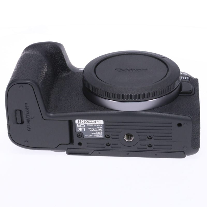 EOS R8 ボディー