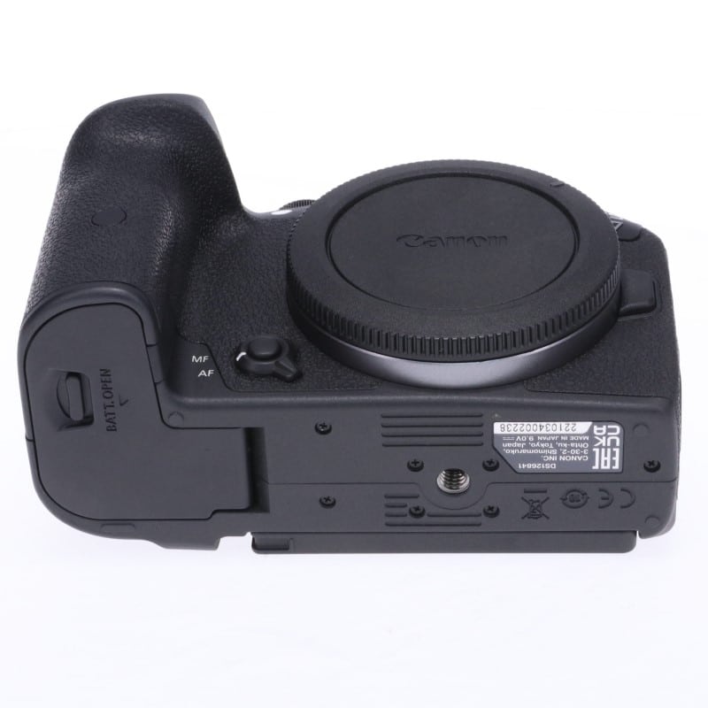 EOS R7 ボディー