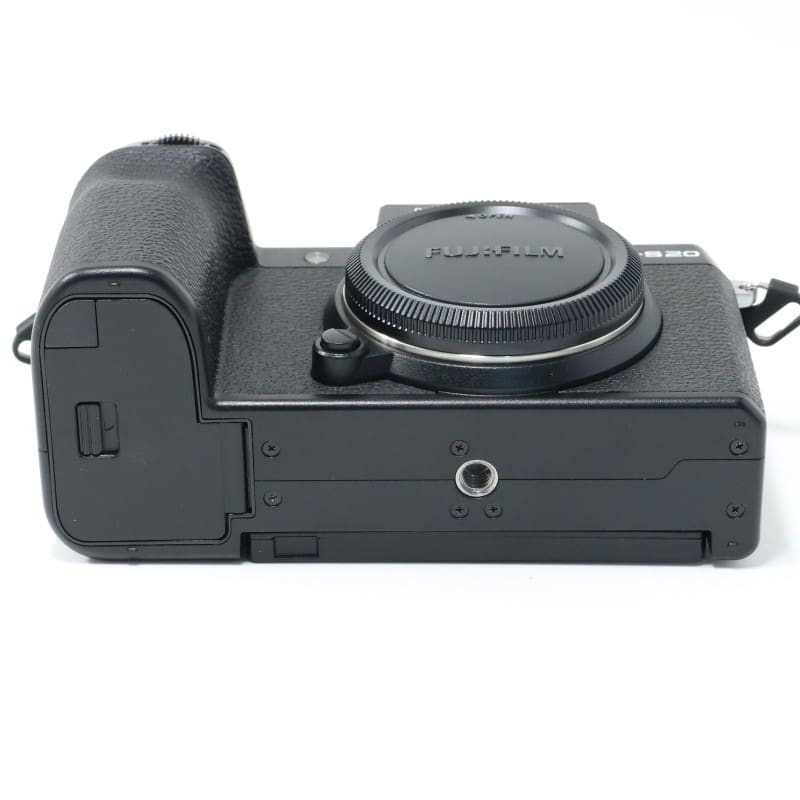 FUJIFILM X-S20 ボディ