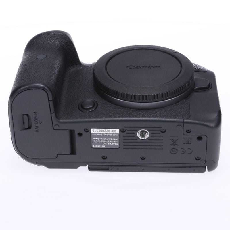 EOS R6 ボディー
