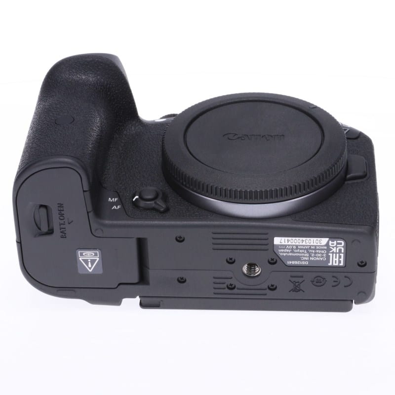 EOS R7 ボディー