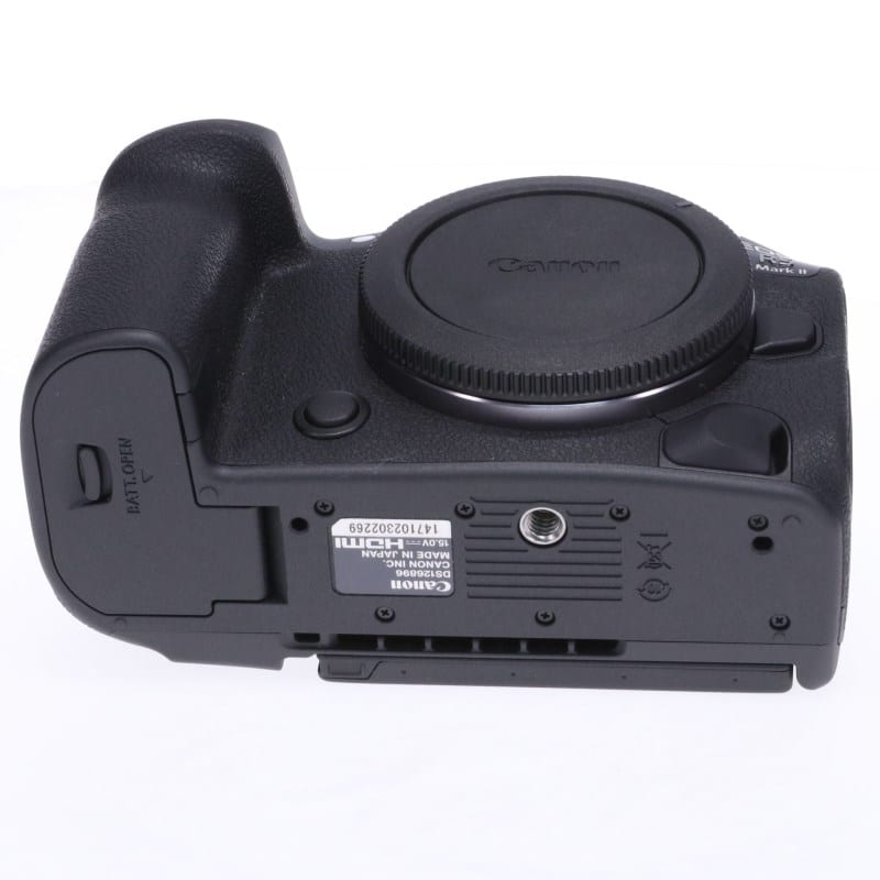 EOS R5 Mark II ボディー