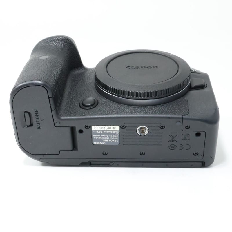 EOS R6 ボディー