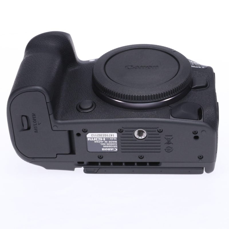 EOS R5 Mark II ボディー