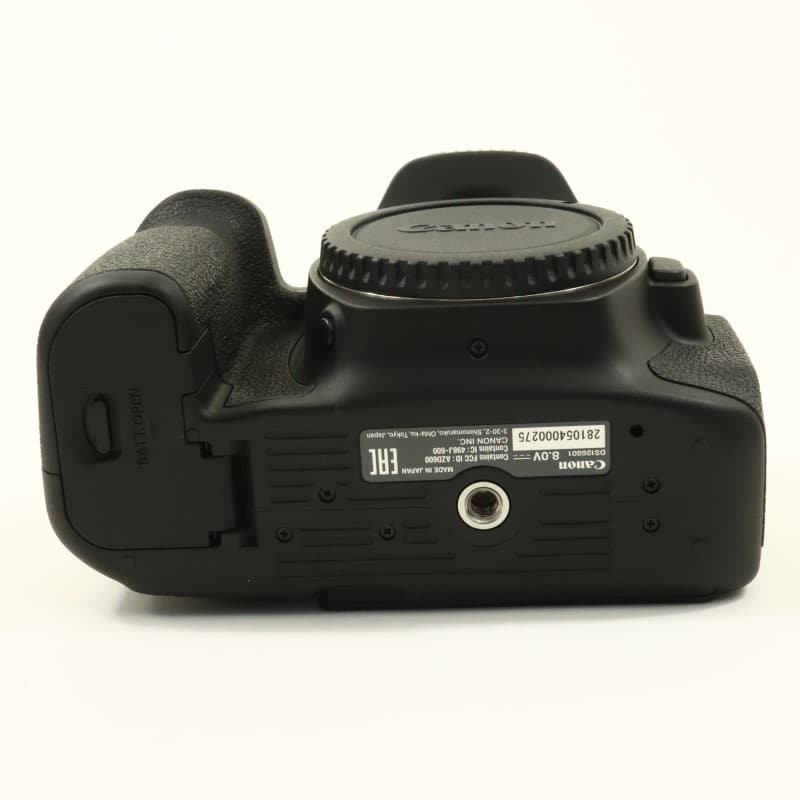 EOS 90D ボディー