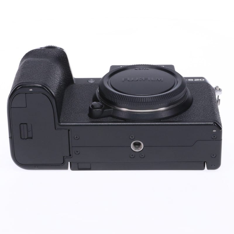 FUJIFILM X-S20 ボディ