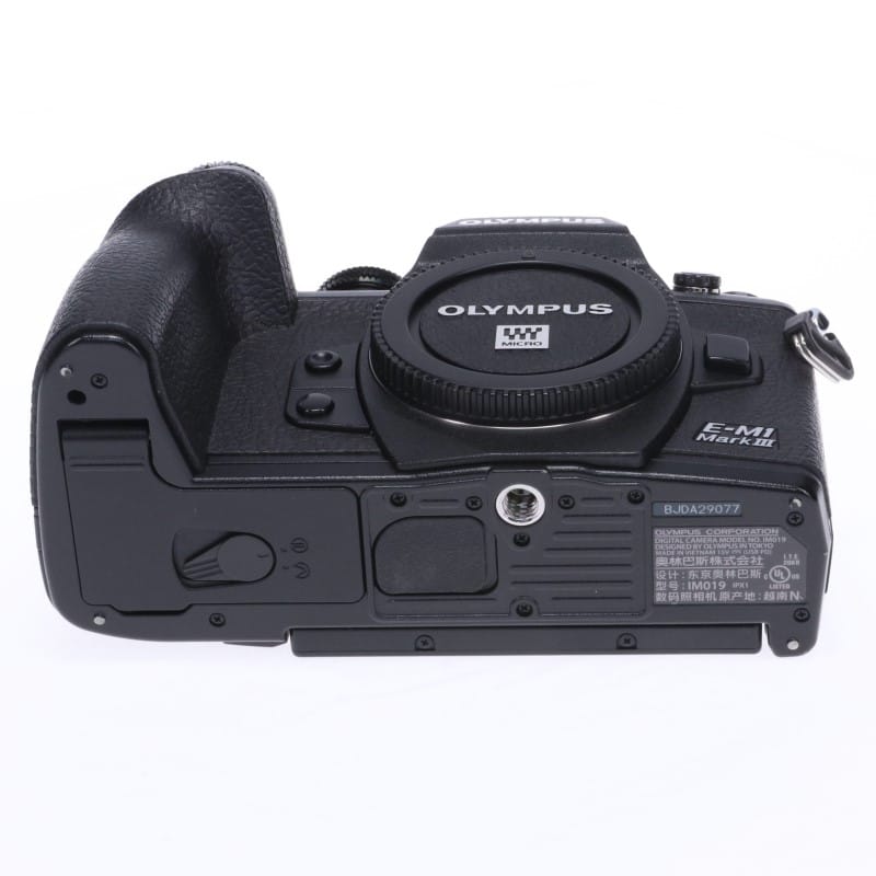 OM-D E-M1 Mark III ボディー