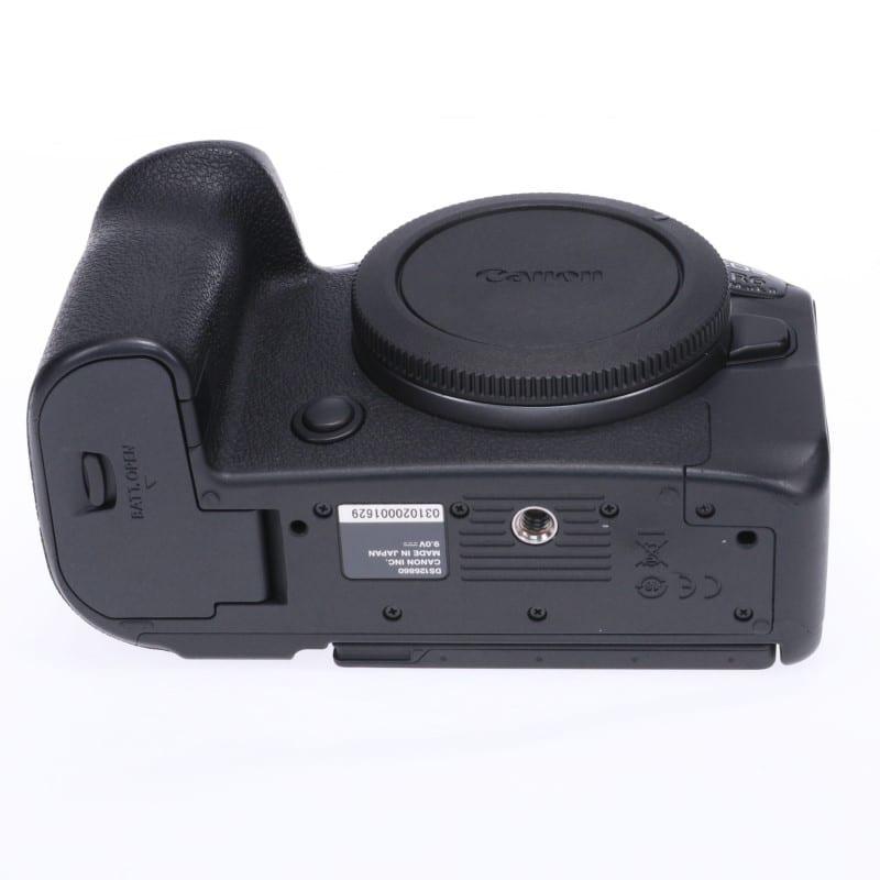EOS R6 Mark II ボディー