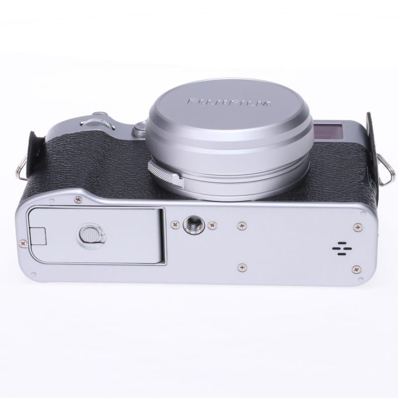 FUJIFILM X100VI シルバー
