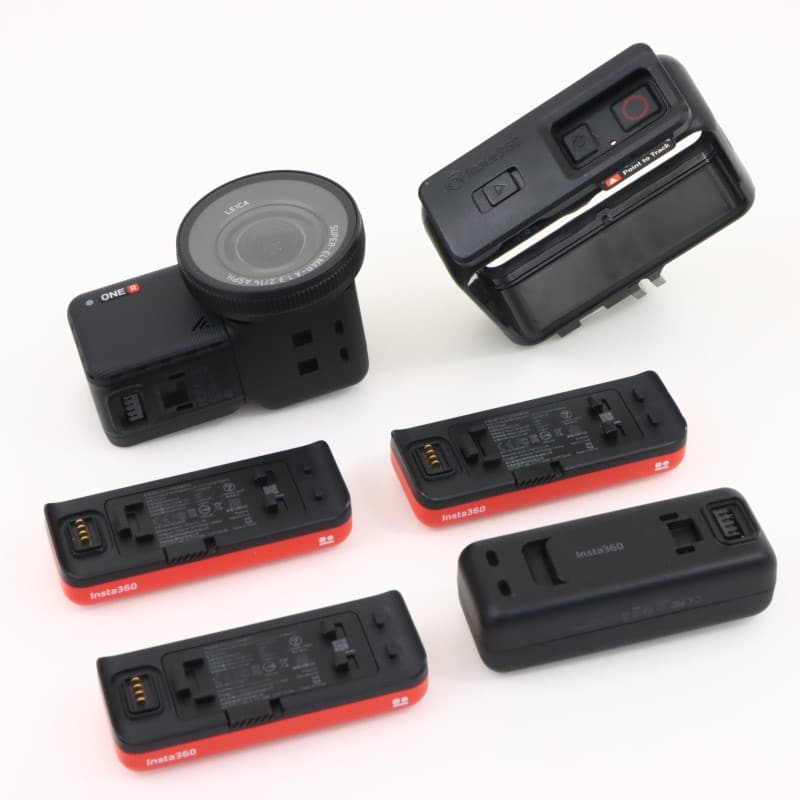 CINAKGP/B [Insta360 ONE R 1-Inch Edition]