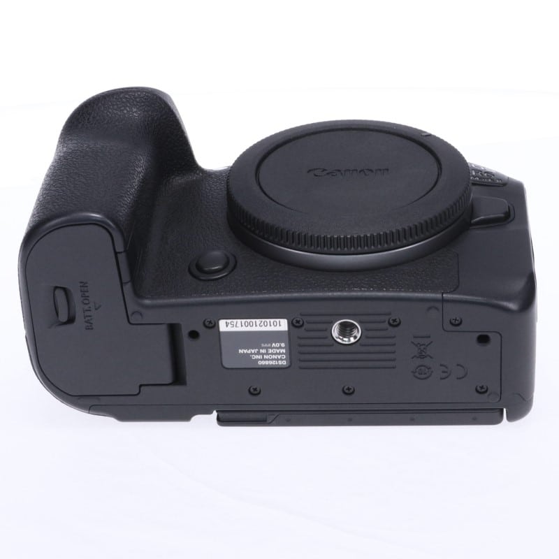 EOS R6 Mark II ボディー