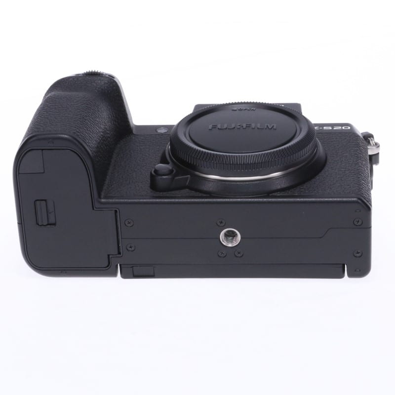 FUJIFILM X-S20 ボディ