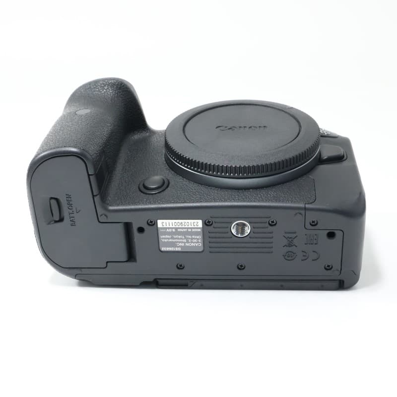 EOS R6 ボディー