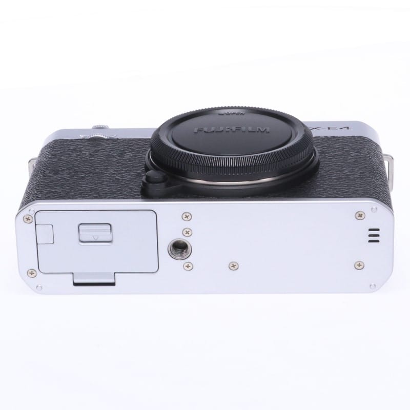 FUJIFILM X-E4 ボディ シルバー