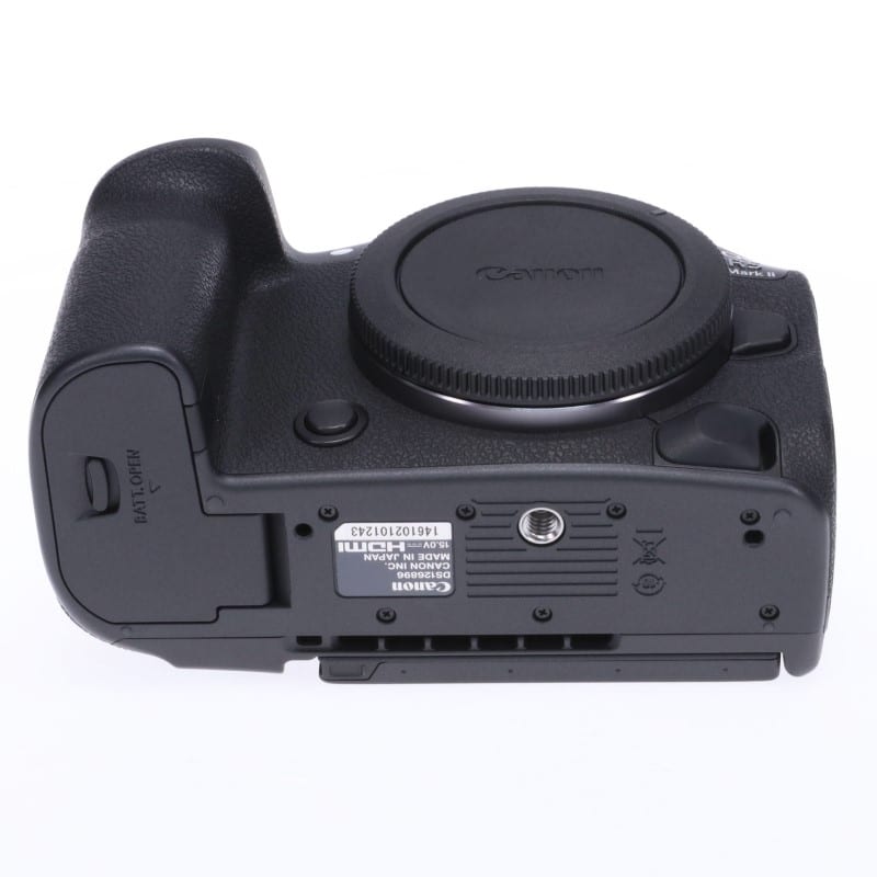 EOS R5 Mark II ボディー