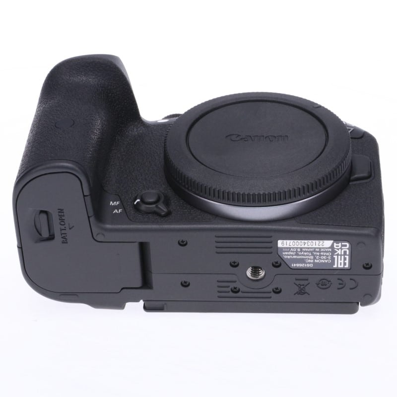 EOS R7 ボディー